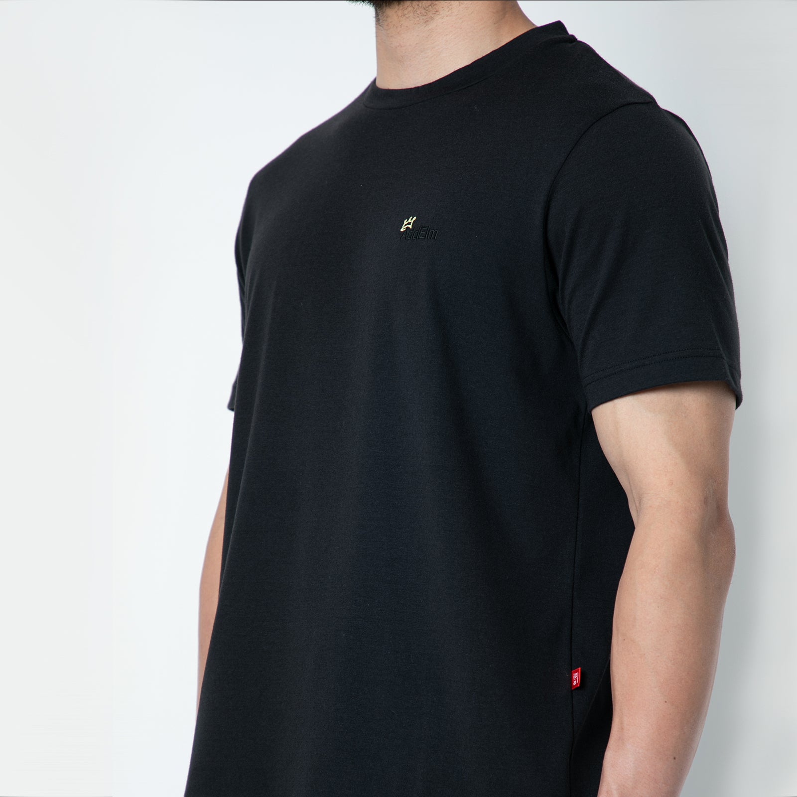 LUXE Tee (add.03)